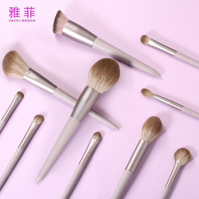 281A59412 Set de pinceles de maquillaje sintéticos blandos de moda