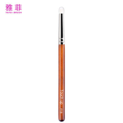 F18 Brush de sombra de ojos único pelo de cabra blanco mancha de pincel mango de madera personalizar 100% comprobado