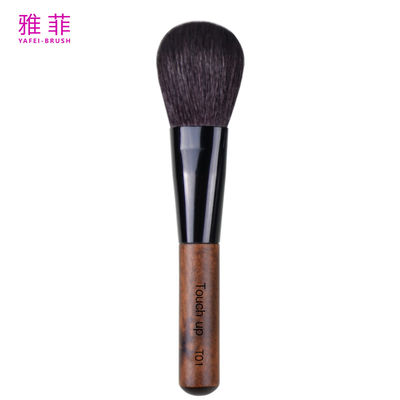 T01 Tubo de aluminio de moda para el rostro cepillado en polvo cepillado de maquillaje de mango de madera